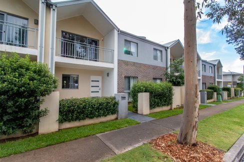 88 Lakeview Drive, CRANEBROOK NSW 2749