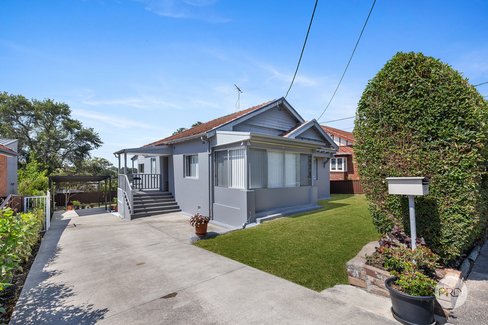 88 Railway Parade, MORTDALE NSW 2223