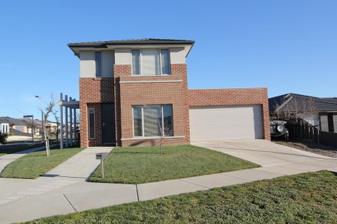 89 O'Shannassy Parade, Lucas VIC 3350