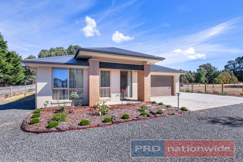 8A Flack Street, BALLAN VIC 3342