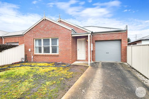 8A Glendenning Street, CANADIAN VIC 3350