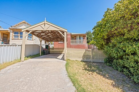 8A Wirth Street, FLORA HILL VIC 3550