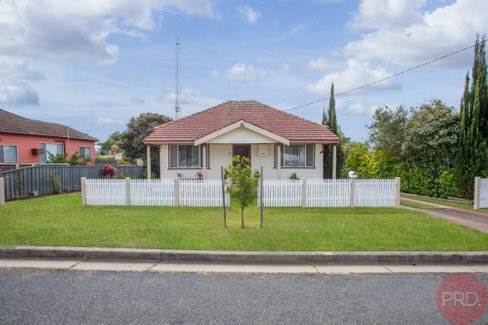 9 Ada Street, TELARAH NSW 2320