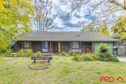 9 Andrew Avenue, TAMWORTH NSW 2340