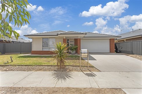 9 Atherton Street, HUNTLY VIC 3551