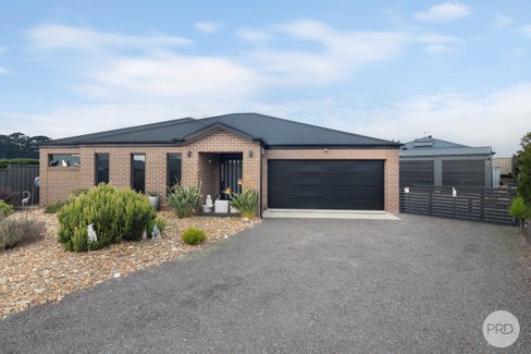 9 Banksia Court, BEAUFORT VIC 3373