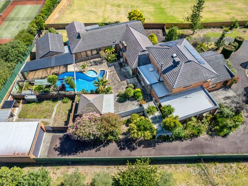 9 Berwyn Crescent Templestowe 3106