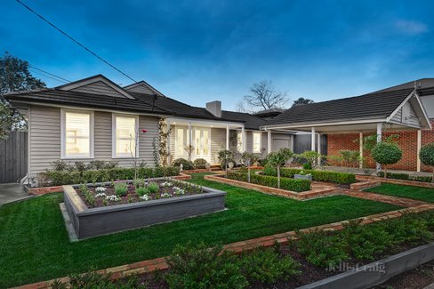 9 Beverley Grove Mount Waverley 3149