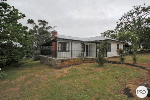9 Blake Street, SKIPTON VIC 3361
