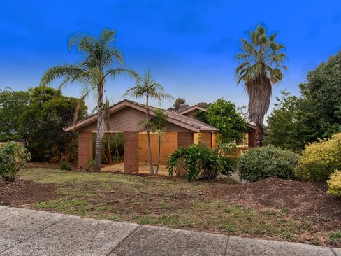 9 Blaxland Court Mooroolbark 3138