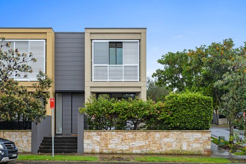 9 Brodie Avenue, LITTLE BAY