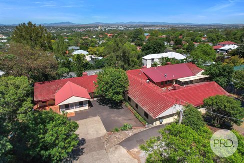 9 Burnside Avenue, TAMWORTH NSW 2340