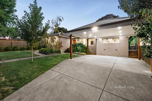 9 Catherine Street Ringwood 3134