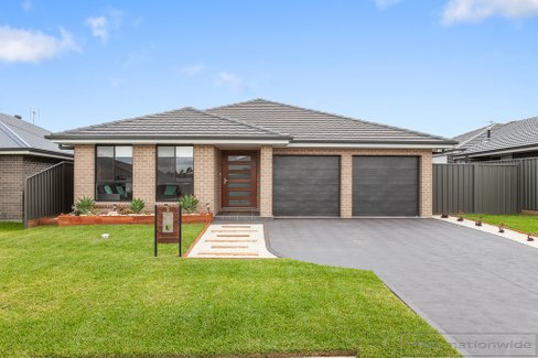 9 Centrefield Street, RUTHERFORD NSW 2320