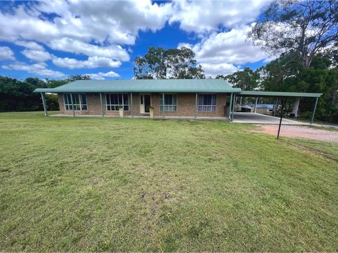 9 Coal Crescent, TANNUM SANDS QLD 4680