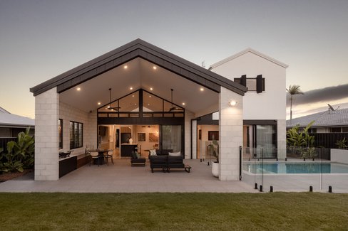 9 Denawen Street, Palm Beach QLD 4221