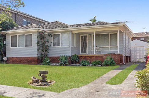 9 Dernancourt Parade, MILPERRA NSW 2214