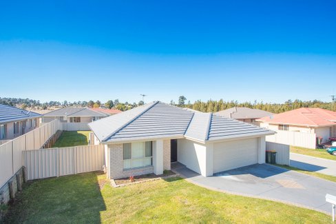 9 Devon Street, GRETA NSW 2334