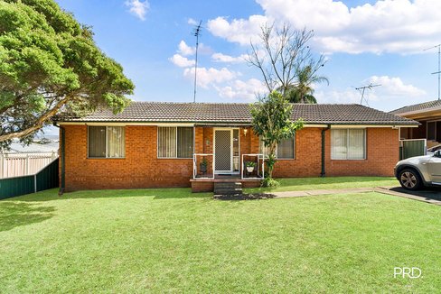 9 Dobell Circuit, ST CLAIR