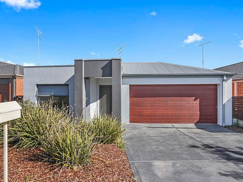 9 Ebbtide Drive Leopold 3224