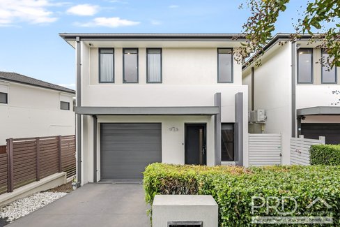 9 Esme Lane Parade, NARWEE NSW 2209