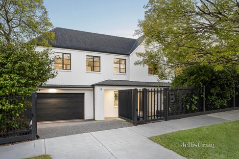 9 Goldthorns Avenue Kew 3101