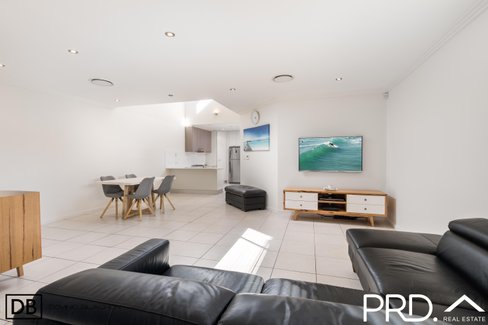 9 Gowlland Parade, PANANIA NSW 2213