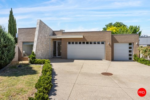 9 Hanover Place, STRATHFIELDSAYE VIC 3551