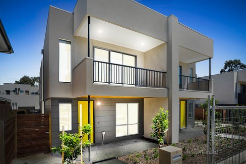 9 Heffernan Walk Heidelberg Heights 3081