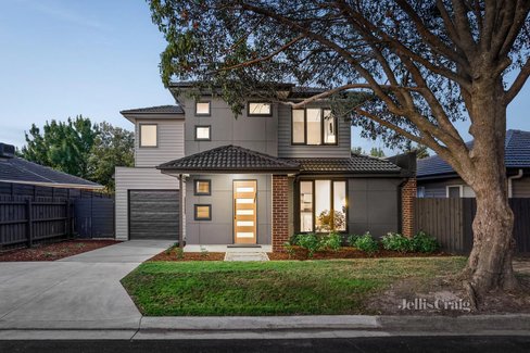 9 Hilary Grove Ringwood East 3135