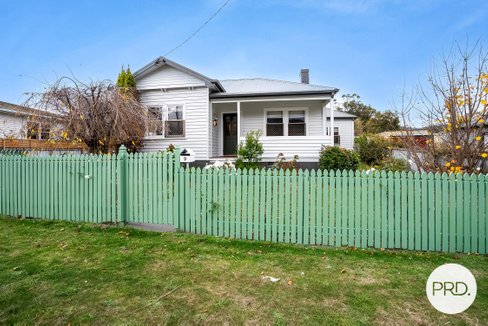 9 Hobart Road, NEW NORFOLK TAS 7140