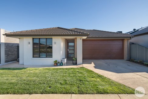 9 Holst Way, LUCAS VIC 3350