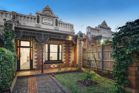 9 Kambrook Road Caulfield North 3161