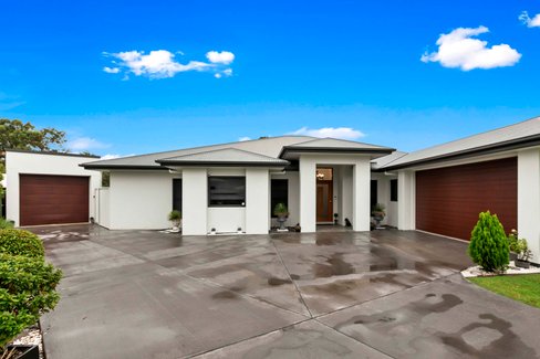 9 Kelsie Court, OAKHURST QLD 4650