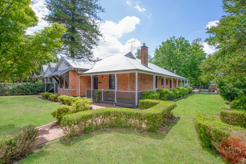 9 Kensington Road, BOLWARRA NSW 2320