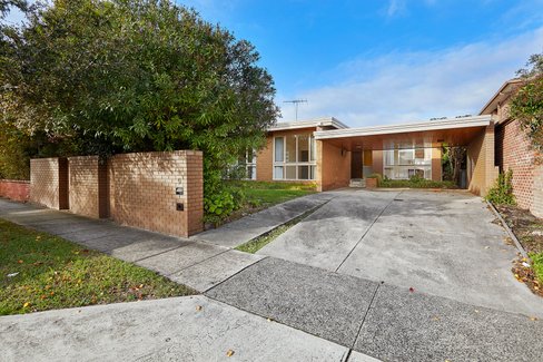 9 Loch Avenue St Kilda East 3183