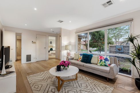 9 Longbeach Close Aspendale 3195