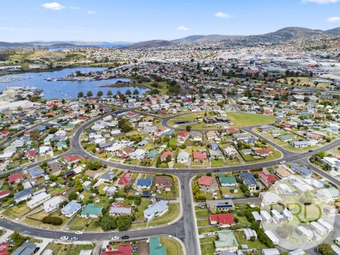 9 Macartney Avenue, GOODWOOD TAS 7010