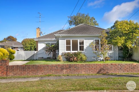 9 Malmesbury Street, WENDOUREE VIC 3355