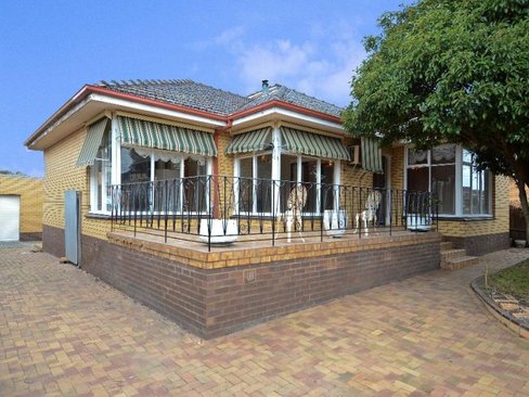 9 Marathon Avenue Hamlyn Heights 3215