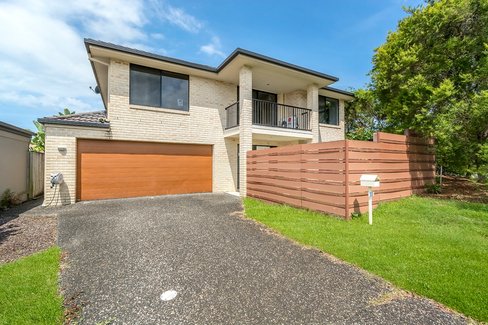 9 Marciana Crescent, VARSITY LAKES QLD 4227