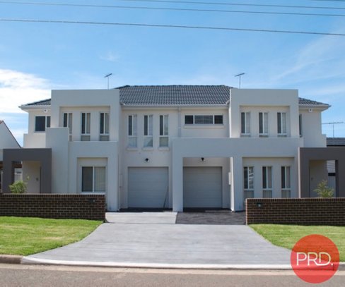 9 Matthews Avenue, EAST HILLS NSW 2213