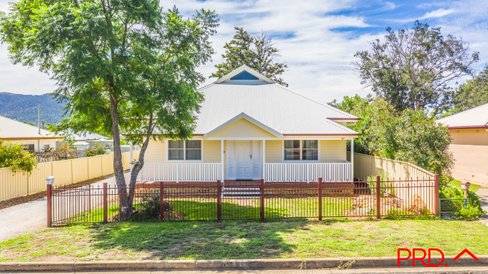 9 Melrose Street, TAMWORTH NSW 2340