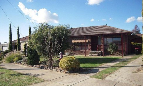 9 Nethersole Court, SHEPPARTON