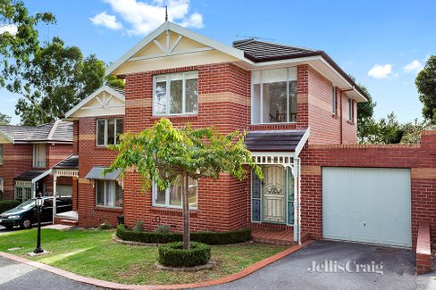 9 Piccadilly Close Greensborough 3088