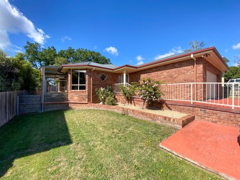 9 Pinot Court, BERRIEDALE TAS 7011