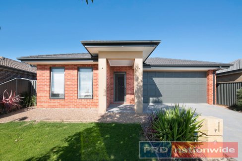 9 Rawlings Street, Lucas VIC 3350