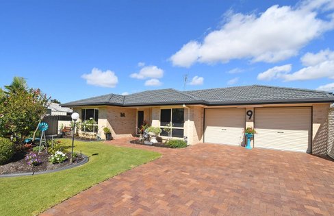 9 Rialto Court, URANGAN QLD 4655