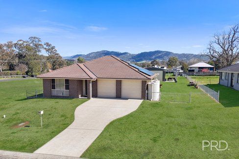 9 Rosella Street, MURRURUNDI