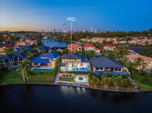 9 St Helens Court, Burleigh Waters QLD 4220